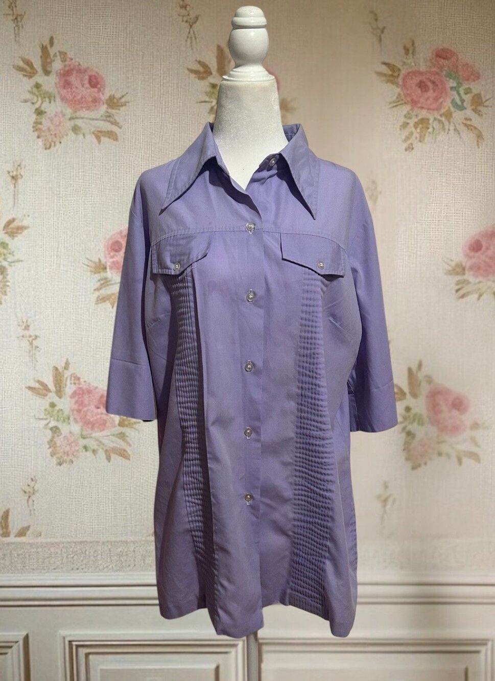 Vintage 70s Shirt Lavender Dagger Butterfly Collar Top Pintuck Pleats Blouse 46”